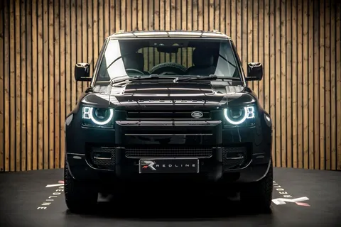 Land Rover Defender 90 X-Dynamic HSE — photo 5 of 42