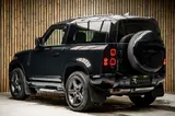 Land Rover Defender 90 X-Dynamic SE thumbnail