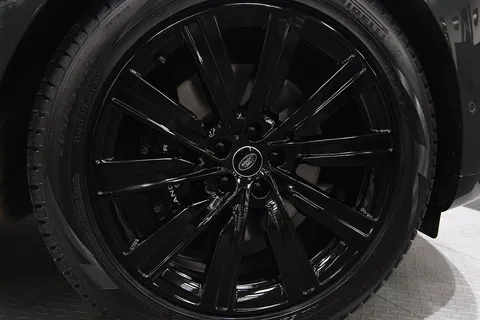 Land Rover Range Rover P400 MHEV Autobiography LWB — photo 2 of 50