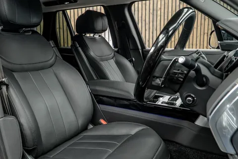 Land Rover Range Rover Autobiography — photo 2 of 44