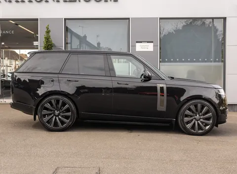 Land Rover Range Rover P615 SV 4