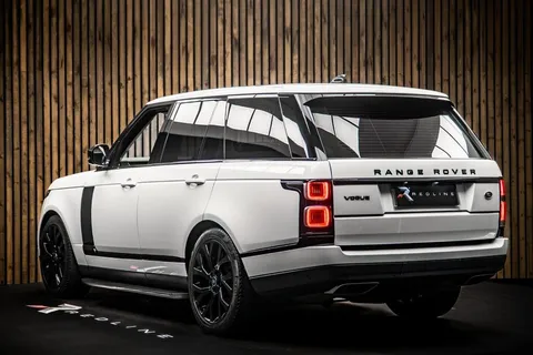 Land Rover Range Rover D300 Vogue — photo 3 of 45