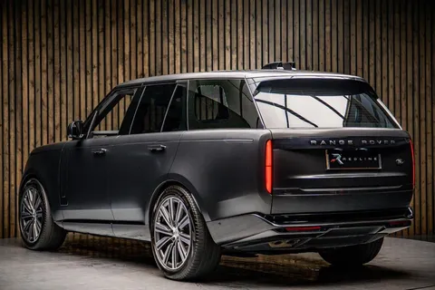 Land Rover Range Rover D350 HSE — photo 3 of 39