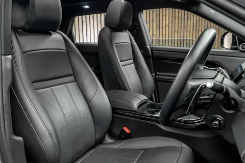 Land Rover Range Rover Evoque D200 Dynamic HSE — photo 2 of 46