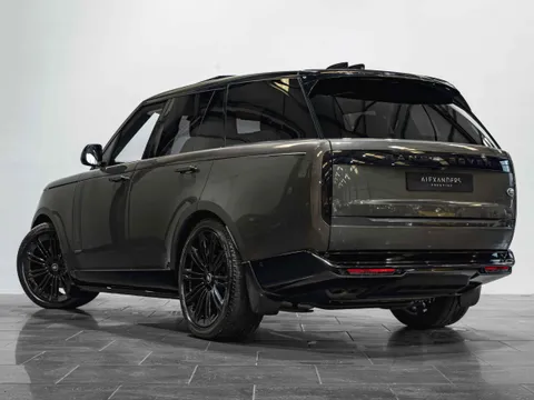 Land Rover Range Rover First Edition P530 — photo 2 of 10