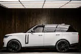 Land Rover Range Rover P440e SE thumbnail