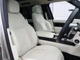 Land Rover Range Rover P440e SE thumbnail