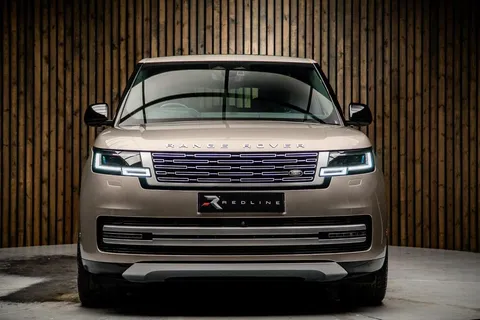 Land Rover Range Rover P550e Autobiography — photo 5 of 46