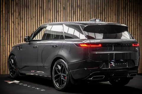 Land Rover Range Rover Sport P440e Dynamic SE — photo 3 of 46