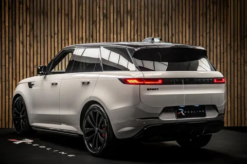 Land Rover Range Rover Sport D300 Dynamic SE — photo 4 of 4