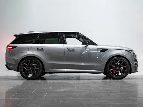 Land Rover Range Rover Sport Dynamic SE D300 — photo 3 of 9