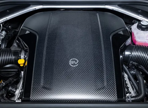 Land Rover Range Rover Sport P635 SV Edition One 2