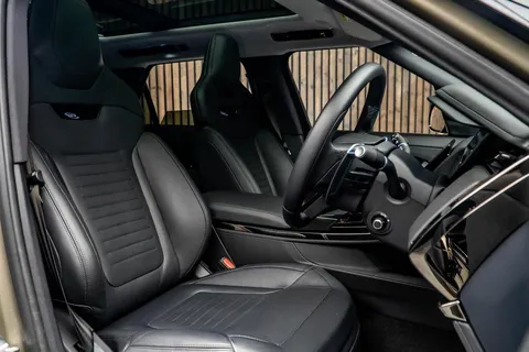 Land Rover Range Rover Sport SV Edition One Gloss — photo 2 of 42