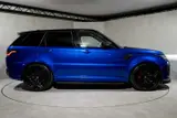 Land Rover Range Rover Sport SVR thumbnail