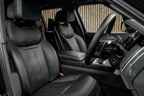 Land Rover Range Rover SV 2