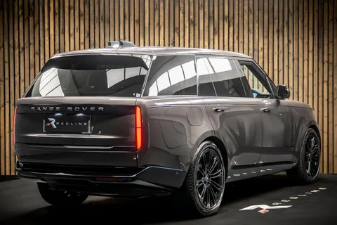 Land Rover Range Rover D350 Autobiography LWB — photo 4 of 46