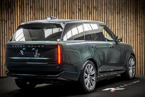 Land Rover Range Rover P550e Autobiography — photo 4 of 46