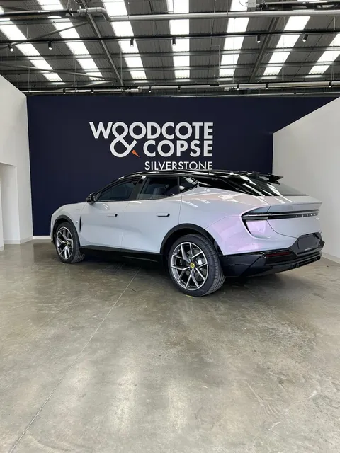 Lotus Eletre 600 Sport SE 3