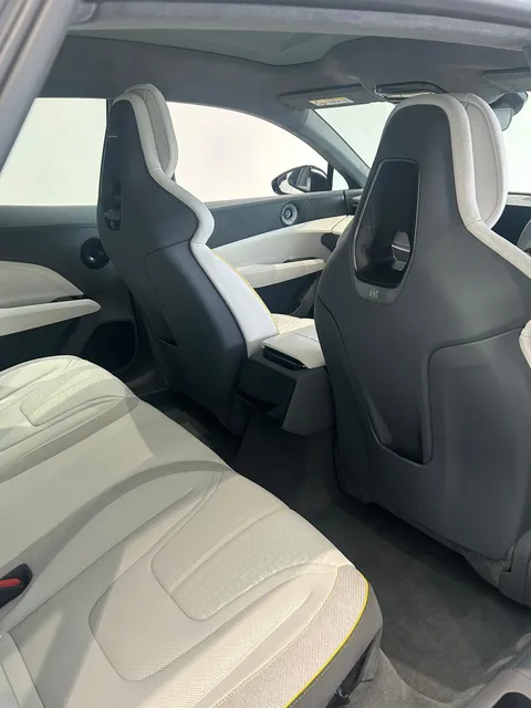 Lotus Emeya 600 Sport SE — photo 5 of 25