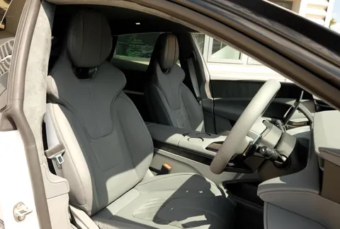 Lotus Emeya S — photo 4 of 61