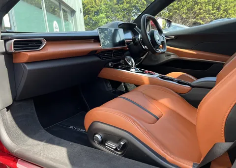 Lotus Emira 2.0 Turbo First Edition — photo 4 of 40