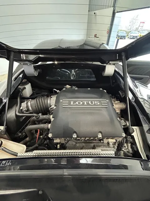 Lotus Evora 400 — photo 5 of 16