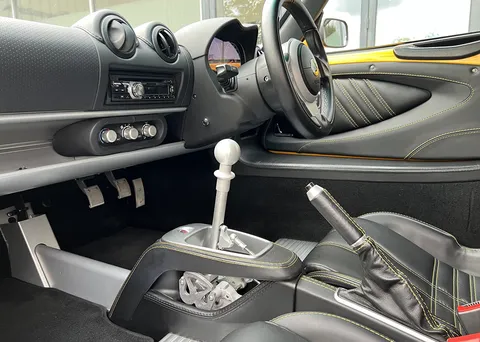 Lotus Exige Sport 350 Roadster — photo 4 of 35