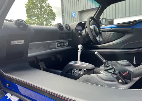 Lotus Exige Sport 410 — photo 4 of 33