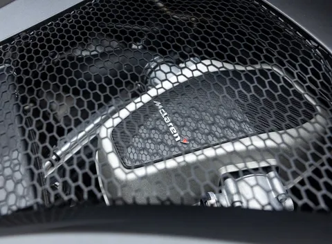 McLaren 620R — photo 2 of 60