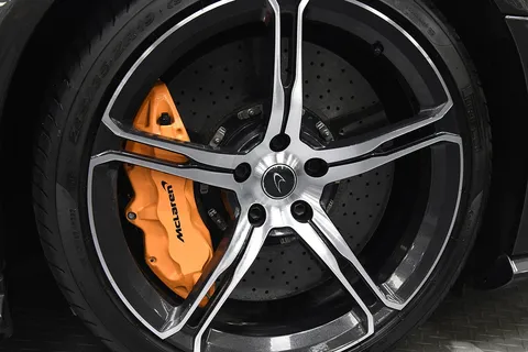 McLaren 650S V8 SSG 2