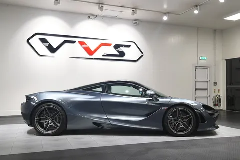McLaren 720S Launch Edition — photo 4 of 37