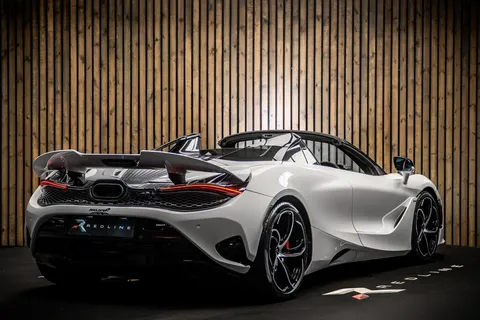 McLaren 750S 4