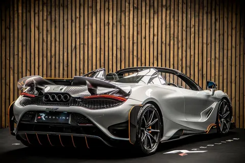 McLaren 765LT Spider — photo 4 of 43