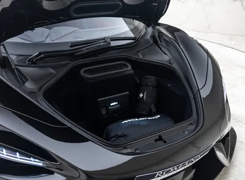 McLaren 765LT — photo 2 of 48