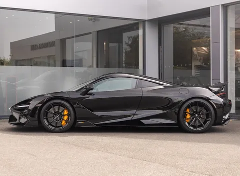 McLaren 765LT — photo 4 of 48