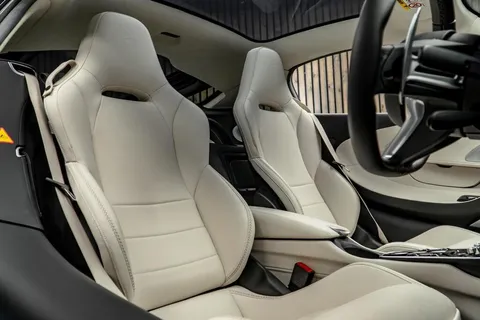 McLaren GT — photo 2 of 42