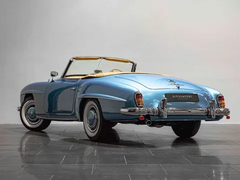 Mercedes-Benz 190 SL — photo 3 of 23