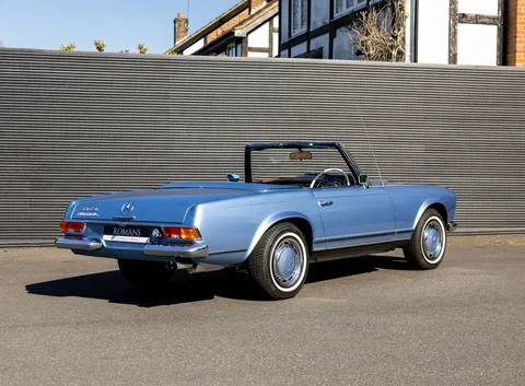 Mercedes-Benz 280 SL — photo 5 of 54
