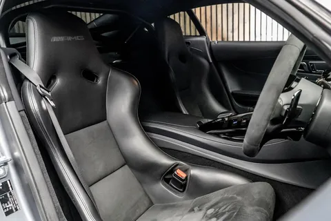 Mercedes-Benz AMG GT R Pro — photo 2 of 46