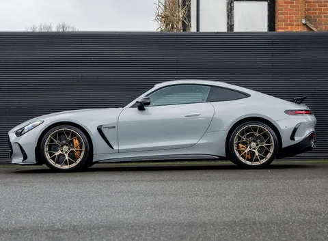 Mercedes-Benz AMG GT 63 Launch Edition — photo 4 of 43