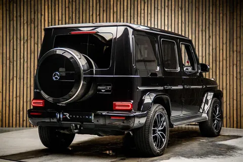 Mercedes-Benz G Class G400d AMG Line Premium Plus 3