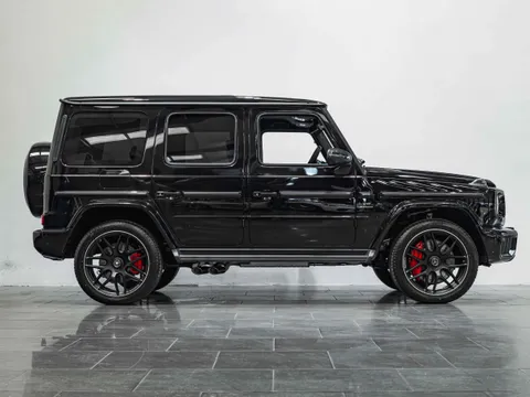 Mercedes-Benz G63 AMG Carbon Edition — photo 3 of 15