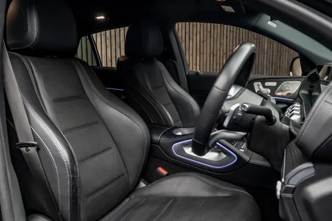 Mercedes-Benz GLE 400d AMG Line Coupe — photo 2 of 46