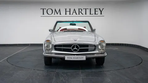 Mercedes-Benz 280 SL Pagoda 3