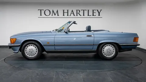 Mercedes-Benz SL 300 — photo 4 of 40