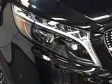Mercedes-Benz V-Class V300d AMG Line XLWB Senzati Exclusive XL thumbnail