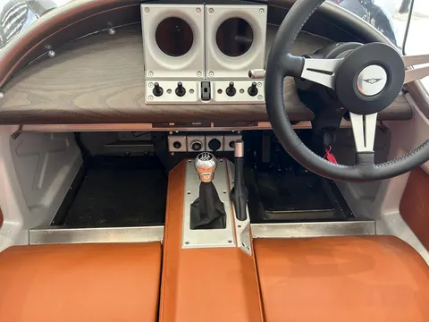 Morgan Super 3 — photo 5 of 27