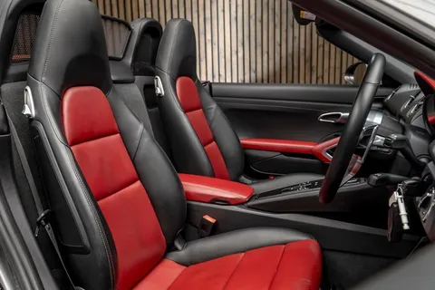 Porsche 718 Boxster 2