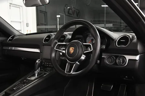 Porsche 718 Boxster S 5