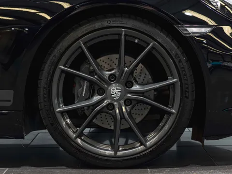 Porsche 718 Boxster 2.0T T PDK — photo 5 of 13